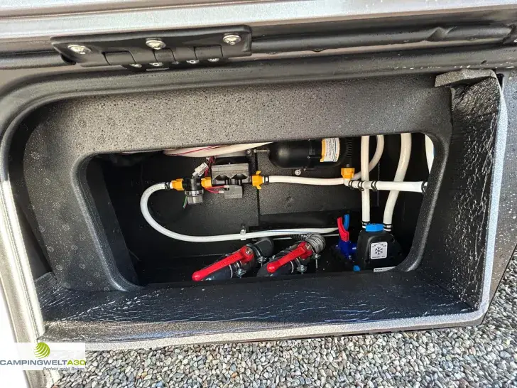 Fahrzeugbild Bürstner Signature SFT 7.1*SAT*LITHIUM*KÜCHENPAKET* #21