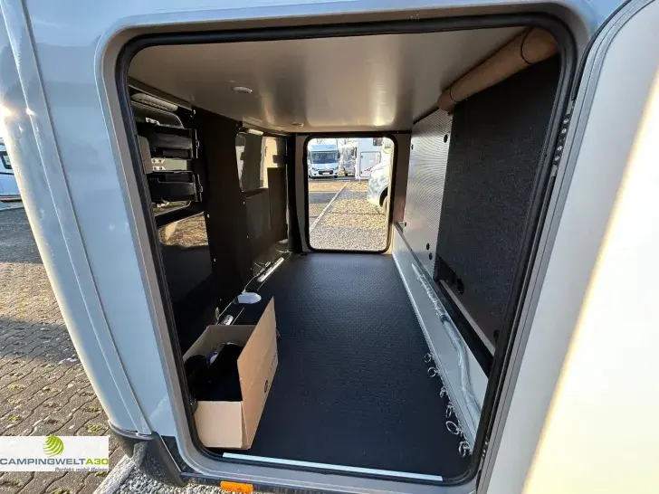 Fahrzeugbild Bürstner Signature SFT 7.1*SAT*LITHIUM*KÜCHENPAKET* #26