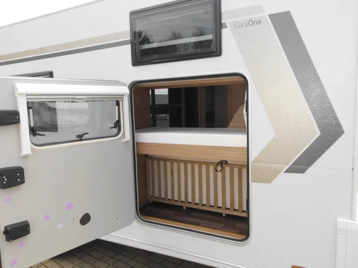 Fahrzeugbild Weinsberg CaraOne 550 QDK Mover Garage 3er Stockbett uvm #8
