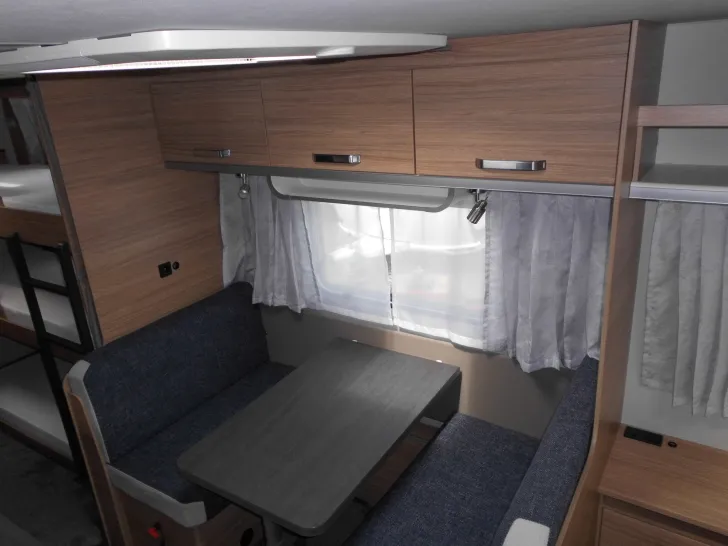 Fahrzeugbild Weinsberg CaraOne 550 QDK Mover Garage 3er Stockbett uvm #12