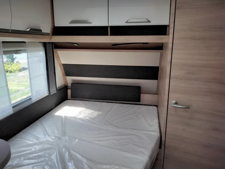 Fahrzeugbild Knaus Südwind 450 FU Black Selection Modell 2026 #8