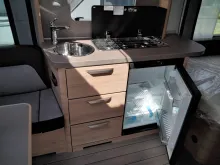 Fahrzeugbild Knaus Südwind 450 FU Black Selection Modell 2026 #9