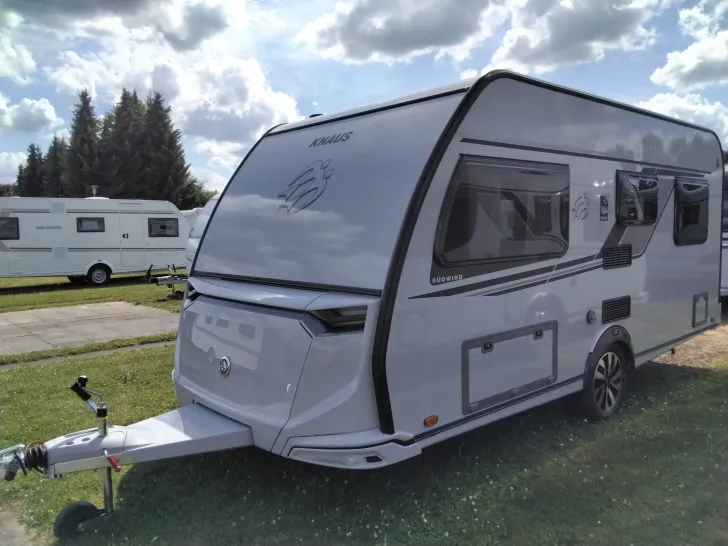 Fahrzeugbild Knaus Südwind 450 FU Black Selection Modell 2026 #13