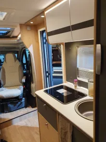 Fahrzeugbild Dethleffs Globebus Camp T 4 ACC Anhängekupplung #8
