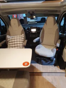 Fahrzeugbild Dethleffs Globebus Camp T 4 ACC Anhängekupplung #10