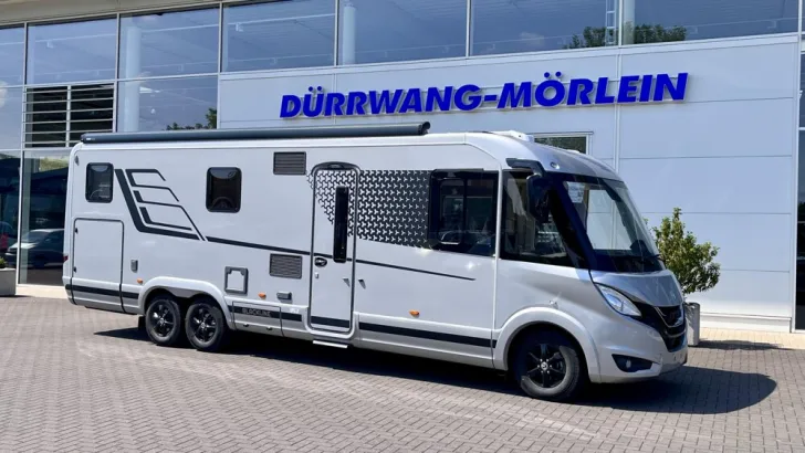 Fahrzeugbild Hymer B-Klasse ML I 880 BlackLine #1