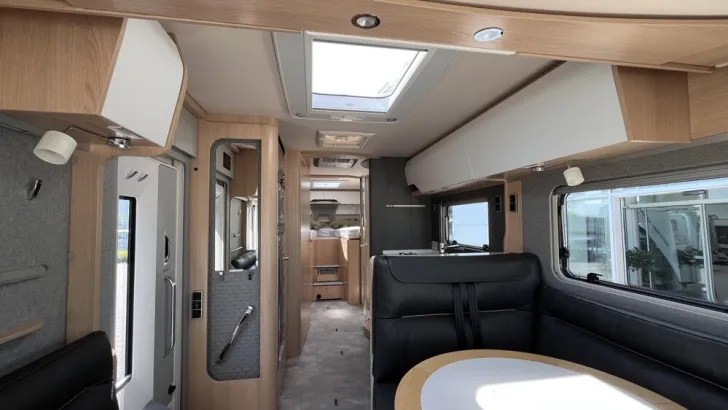 Fahrzeugbild Hymer B-Klasse ML I 880 BlackLine #7