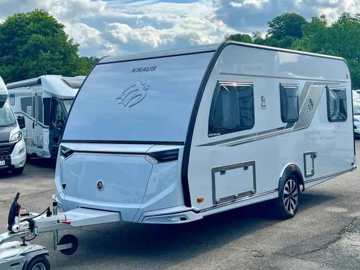 Fahrzeugbild Knaus Südwind 460 EU Black Selection #4