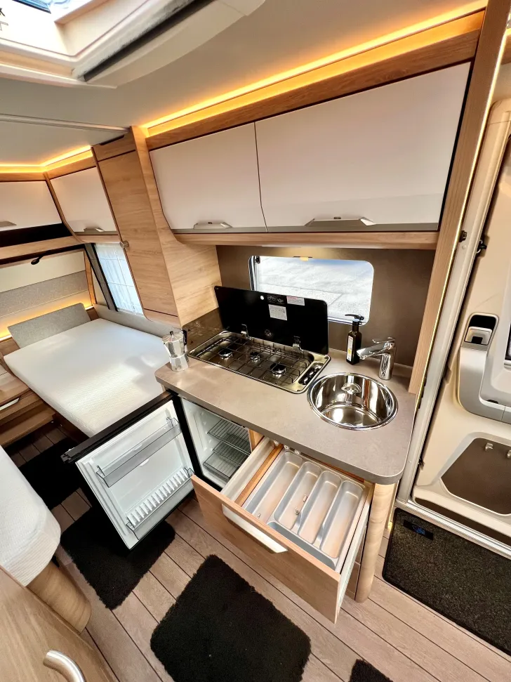 Fahrzeugbild Knaus Südwind 460 EU Black Selection #13