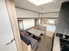 Fahrzeugbild Hobby De Luxe 490 KMF #7