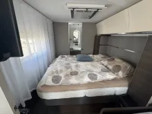 Fahrzeugbild Adria Alpina 663 HT Winterwohnwagen, Komplettausst #9