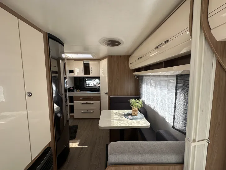 Fahrzeugbild Hobby Excellent 460 SL Rangierhilfe #8