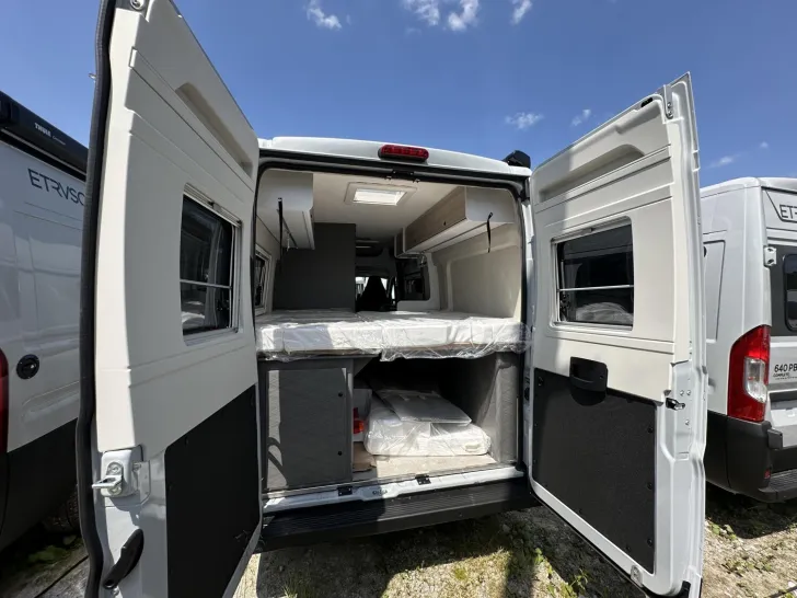 Fahrzeugbild Etrusco CV 600 SB MJ26 | Kamera | Markise | Safety Paket #16