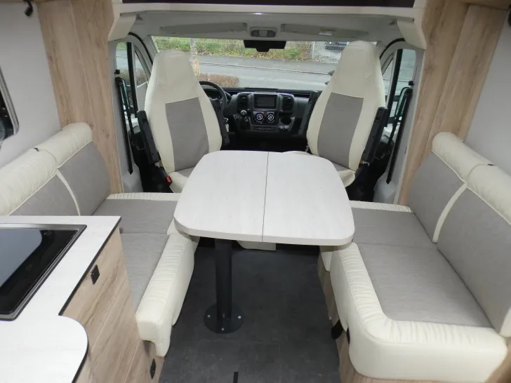 Fahrzeugbild Eura Mobil Profila T 720 EF Sat,TV ,Solar, Markise #9