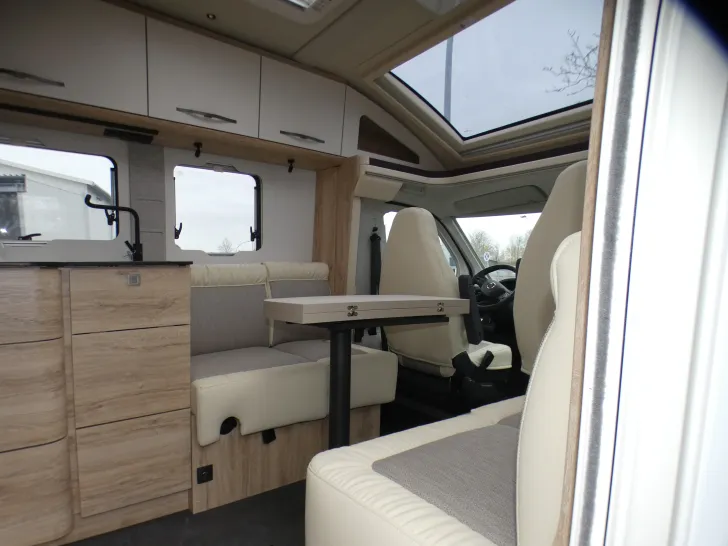 Fahrzeugbild Eura Mobil Profila T 720 EF Sat,TV ,Solar, Markise #13