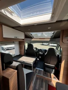 Fahrzeugbild Weinsberg CaraCompact 600 MEG EDITION [PEPPER] Mietwagen verfügbar ab Nov´26 #5