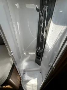 Fahrzeugbild Knaus Sky TI 700 MEG Mietwagen verfügbar ab Nov´26 #11