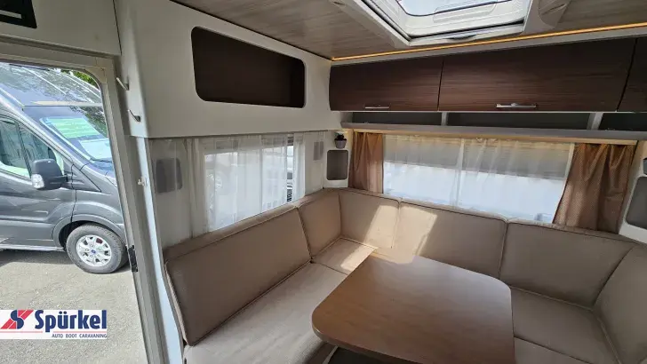 Fahrzeugbild Hymer Eriba Nova 530 Mover, Hubstützen,Arktis Paket #8