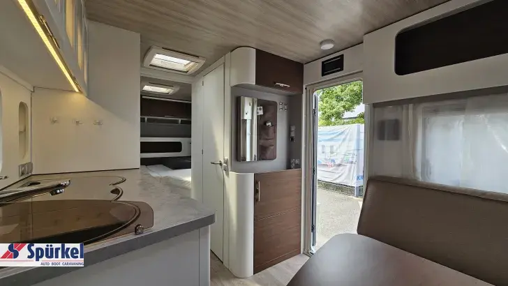 Fahrzeugbild Hymer Eriba Nova 530 Mover, Hubstützen,Arktis Paket #9