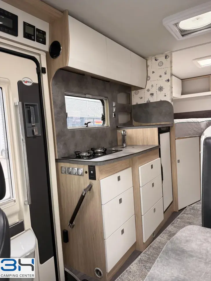 Fahrzeugbild Frankia Neo MT7 GDK BlackLine #4