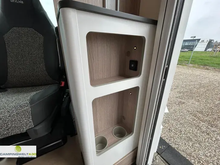 Fahrzeugbild Bürstner Lyseo Time SkyLine 690 G*NAVI*RFK* #18