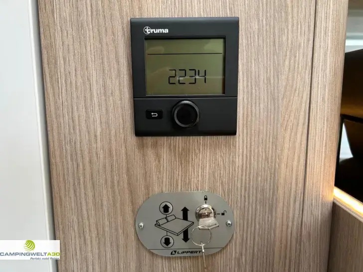 Fahrzeugbild Bürstner Lyseo Time SkyLine 690 G*NAVI*RFK* #19