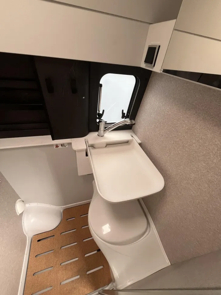 Fahrzeugbild Hymer Camper Van Camper Van Grand Canyon 600 Xperience #8