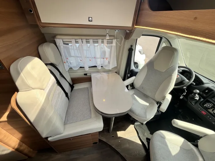 Fahrzeugbild Carado Camper Van 600 #3