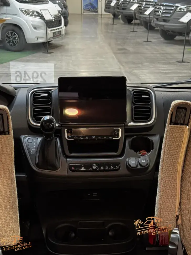 Fahrzeugbild LMC Innovan Pure 640 8G Auto #26