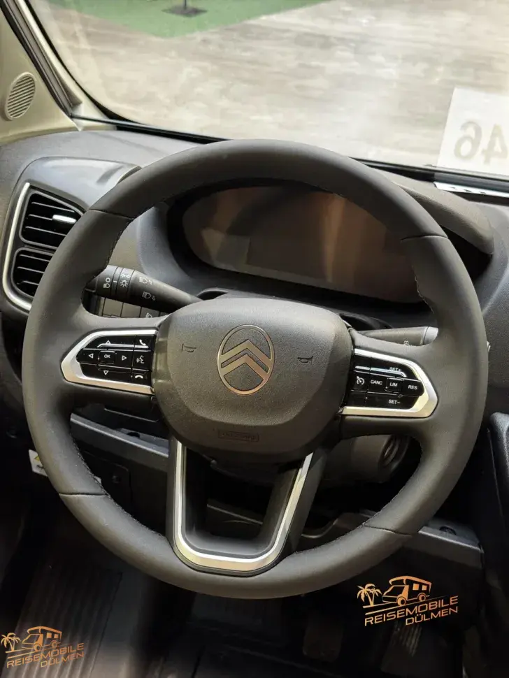 Fahrzeugbild LMC Innovan Pure 640 8G Auto #27