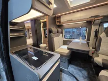Fahrzeugbild Knaus BoxLife 600 MQ Platinum Selection Schwarz Metallic #7