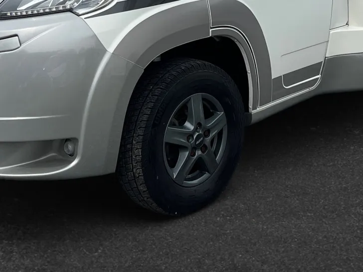 Fahrzeugbild Carthago chic c-line T 4.9 LE (522) #5