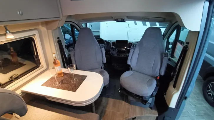Fahrzeugbild Carado pro CV 640 Oktober 2026 Verfügbar #9