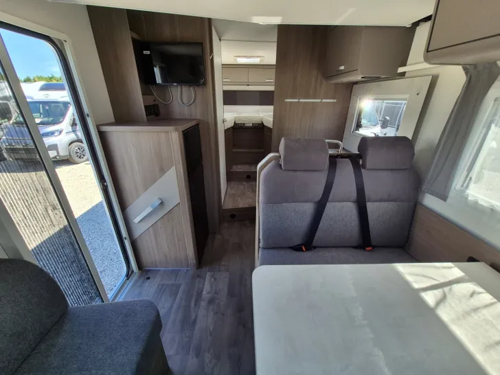 Fahrzeugbild Carado Edition26 T Ford 447 H Trail Paket,Hubbett,TvSat #25