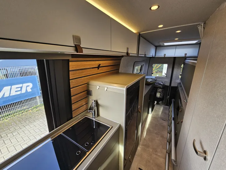 Fahrzeugbild Hymer Camper Van Grand Canyon S 700 CROSS TRAIL Top-Ausstattung #14