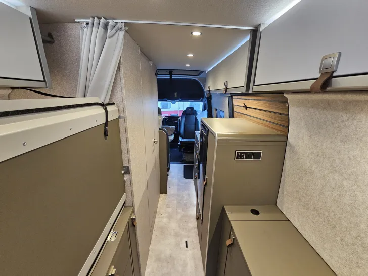 Fahrzeugbild Hymer Camper Van Grand Canyon S 700 CROSS TRAIL Top-Ausstattung #21