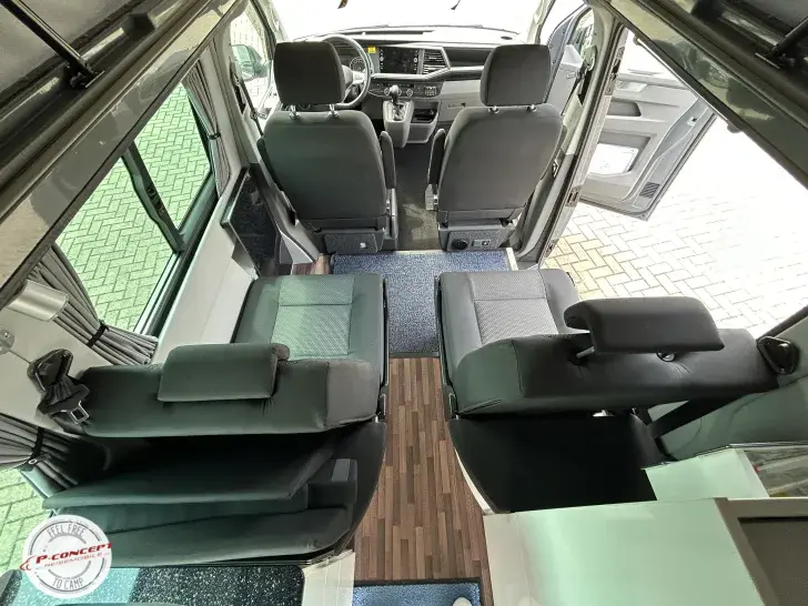 Fahrzeugbild VW Custom Bus T6 4-Motion Reimo Allrad #16