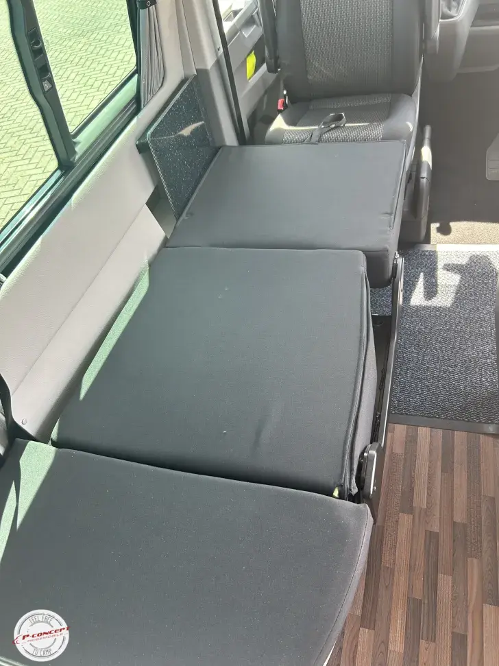 Fahrzeugbild VW Custom Bus T6 4-Motion Reimo Allrad #19