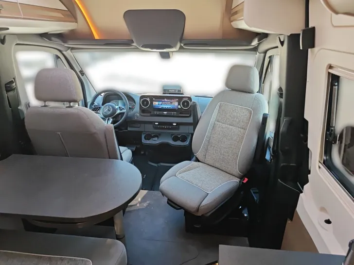 Fahrzeugbild Malibu Genius 641 LE Mercedes #11