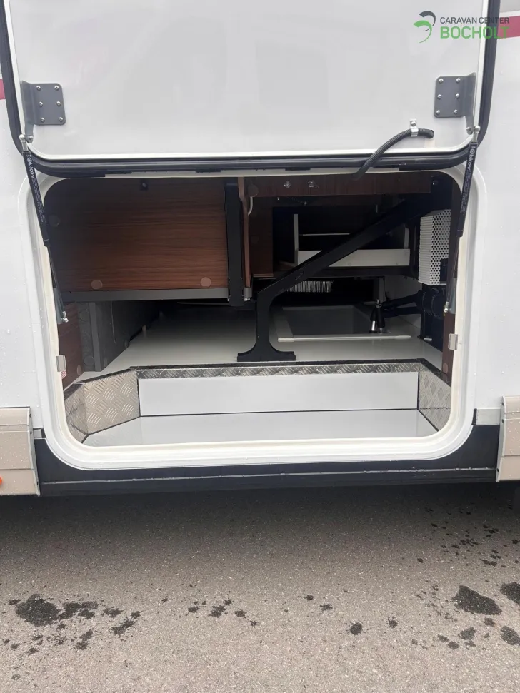 Fahrzeugbild Carthago chic c-line I 4.9 LE #3