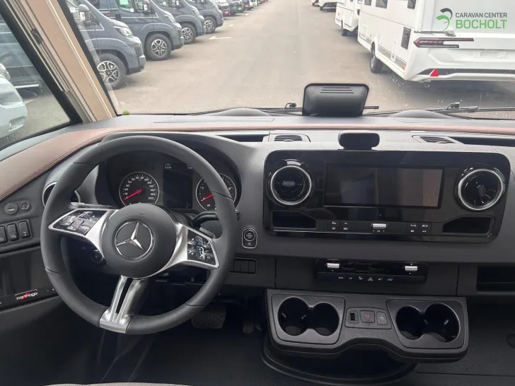 Fahrzeugbild Carthago chic c-line I 4.9 LE #4