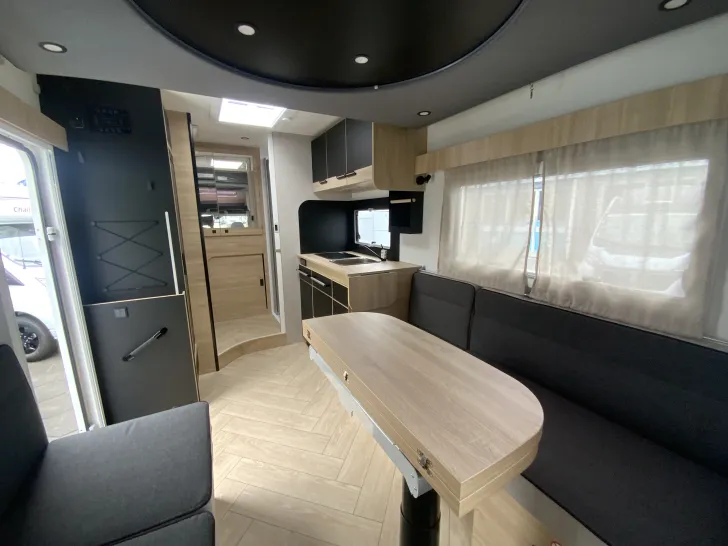 Fahrzeugbild Challenger Teilintegriert 260 Graphite Edition #9