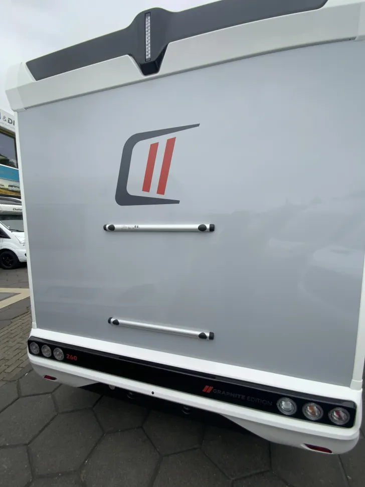 Fahrzeugbild Challenger Teilintegriert 260 Graphite Edition #16