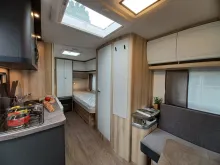 Fahrzeugbild Hobby De Luxe 460 LU #8