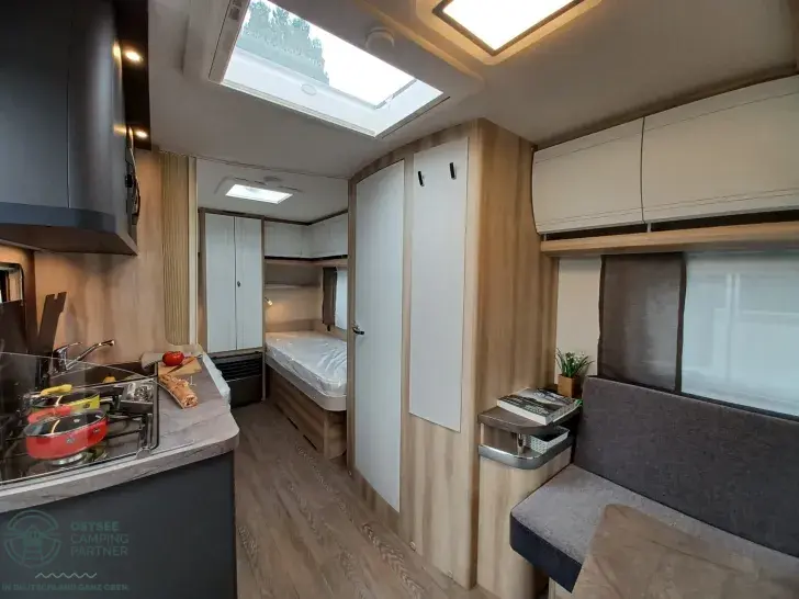 Fahrzeugbild Hobby De Luxe 460 LU #8