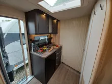 Fahrzeugbild Hobby De Luxe 460 LU #11