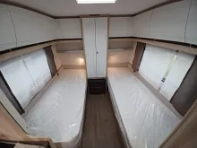 Fahrzeugbild Hobby De Luxe 460 LU #13