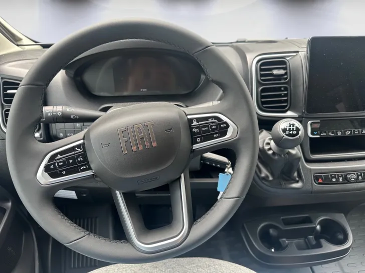 Fahrzeugbild Dethleffs Globetrail 600 DS Fiat Aufstelldach #8