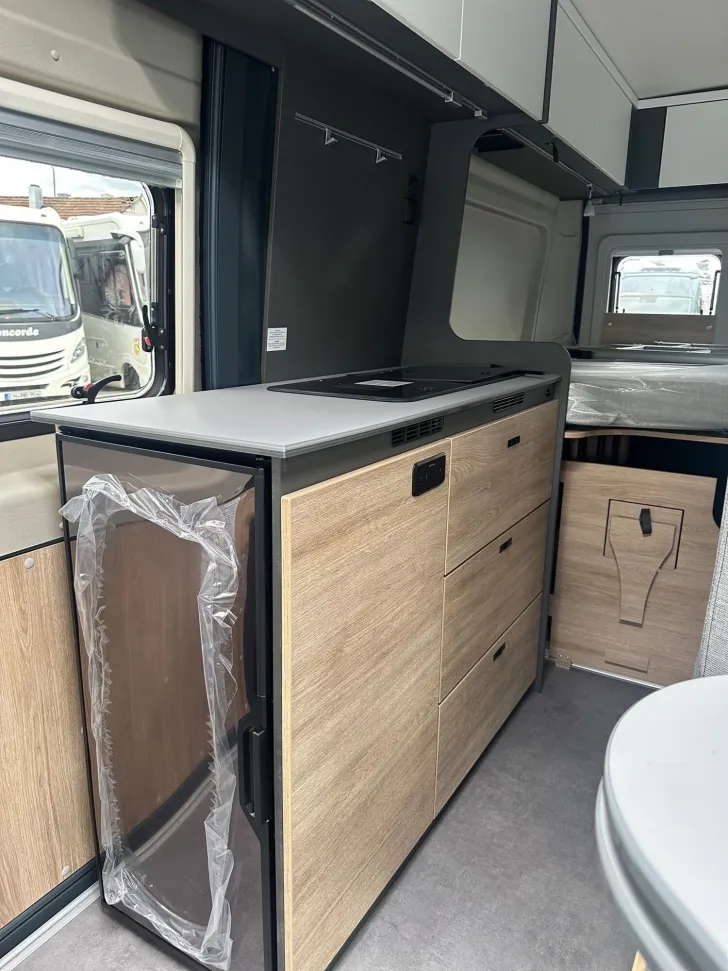 Fahrzeugbild Dethleffs Globetrail 600 DS Fiat Aufstelldach #13