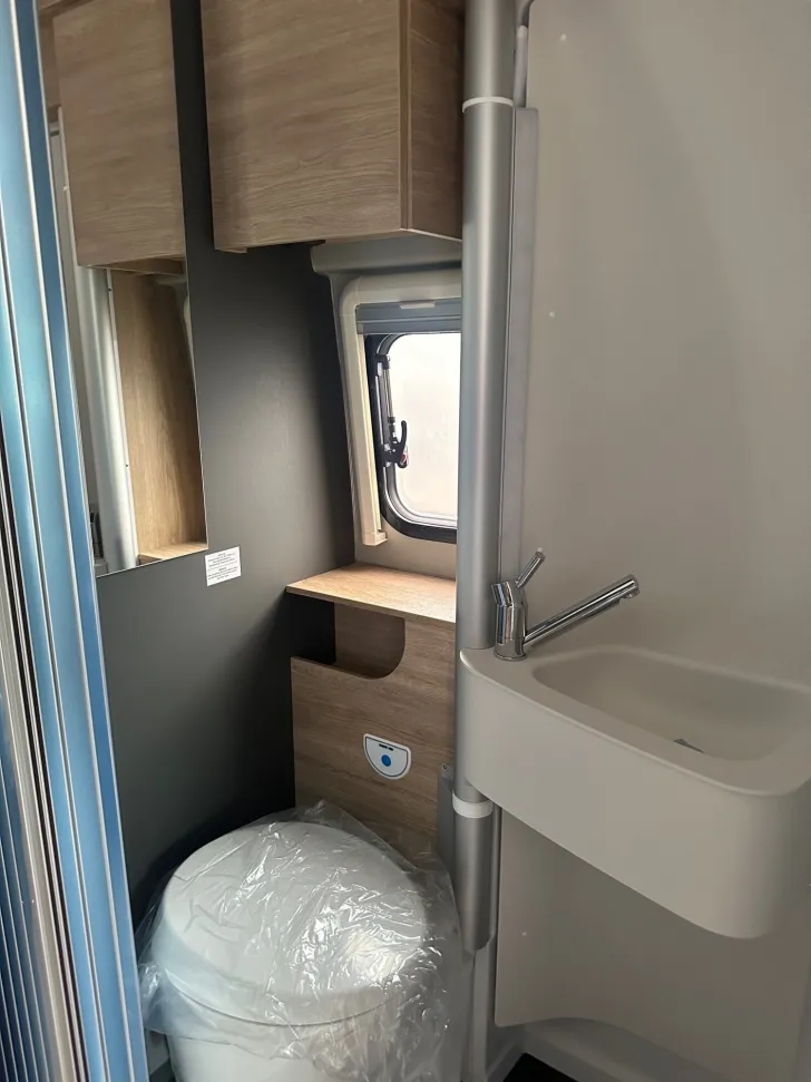 Fahrzeugbild Dethleffs Globetrail 600 DS Fiat Aufstelldach #16